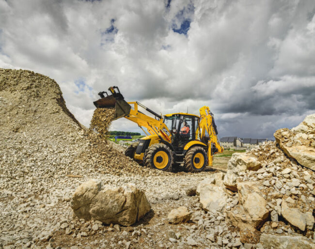 Экскаватор-погрузчик JCB 4CX