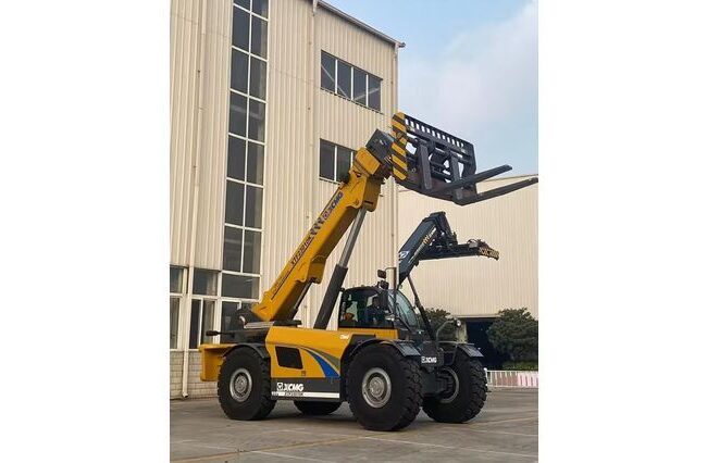 Телескопический погрузчик XCMG XTF23010K