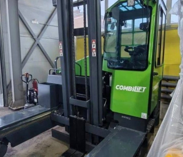 Многоходовый погрузчик Combilift C5000XL